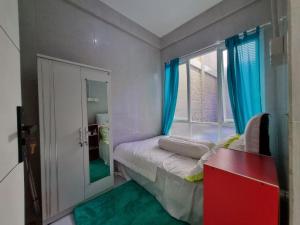 Villa di Kota Batu dengan Private Pool