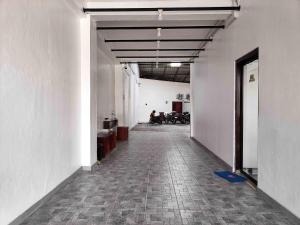 RedDoorz near Prambanan Temple