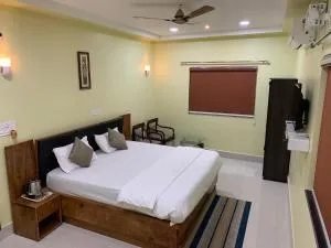 SAND CASTLE - Nimāparha