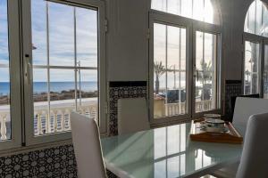 rentafive - Primera Línea - Arenales - Casa Pilar