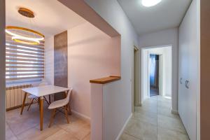 Montana Popa ApartHotel