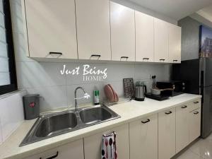 Just Being Home 5pax 3BR2BA 2Queen1Single