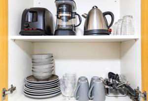 Executive Suite - BSA Twin Towers, Ortigas Ctr