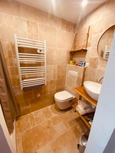 Appartements Two bedroom townhouse in the heart of the old village of Mougins with its Michelin star restaurants. - 2140 : photos des chambres