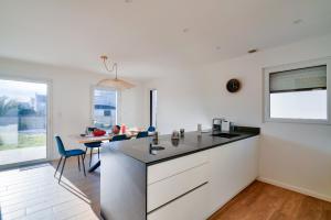 Belle maison pour 8 - 950m de la plage et du port