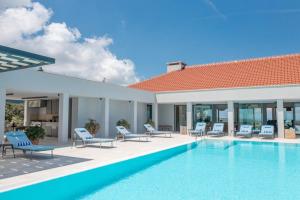 Luxury villa Bracchia Magic Retreat I with heated pool, sauna and jacuzzi on Brac