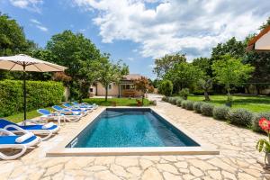 Elegant Villa with Private Pool and Stunning Garden in the Picturesque Village of Brhanići