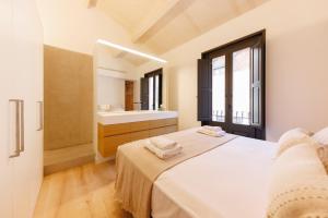 Bravissimo Ballesteries Penthouse, Monthly Apartment