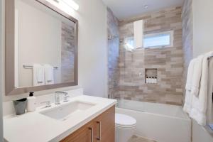 Russian Hill 3br nr park museum dining shops SFO-1544