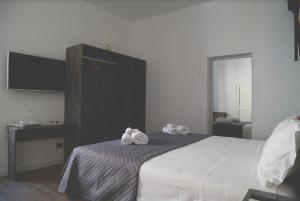 T rooms