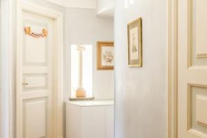 Giusi Trevi Apartment