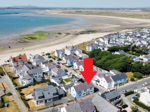 Pass the Keys Breeze Cottage 2 bed Beach property - 4hvězdičkové hotely ve městě Rhosneigr