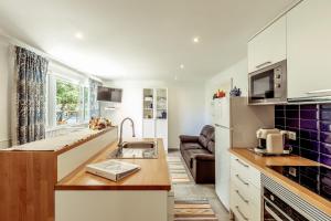 Algés Village Casa 2 by Lisbon-Coast vacation