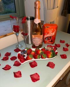 Romantic Croft with Private Hot Tub