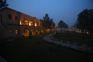Peshawar Barracks Hotel Estb-1..