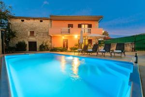 House Maria by Istrialux