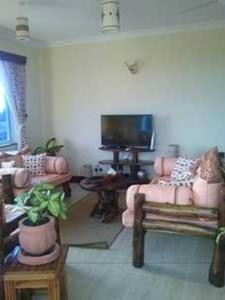 2 Bedroom Luxury Flat in Mombasa, Kenya.