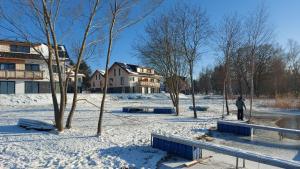 Lipno Apartments BERGMAX, Ski Areál Lipno 16min dojezd - Resort Malé Lipno s terasou a zahrádkou, parking free