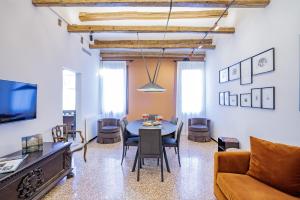 Palazzetto San Stin Up to 5 Guests Renewed in 2024
