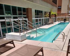 Unique 1201 • Estúdio Executivo