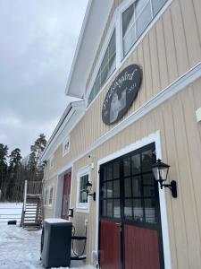 Mysig lägenhet på landet.