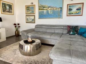 Villa Noura in Makarska, private pool,gym