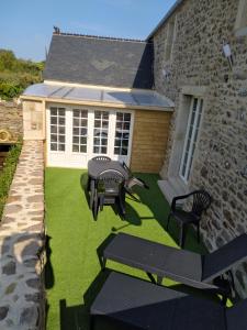 Appartements Gite l'ecurie 3 etoiles La HAGUE - MANCHE 2-5 pers avec SPA sur le GR 223 : photos des chambres
