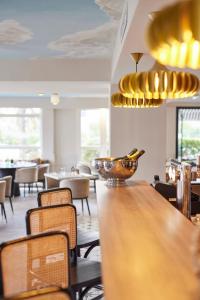 Hotels Hotel-Restaurant Isidore Nice Ouest : photos des chambres