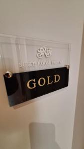 Suite Room Funai Gold