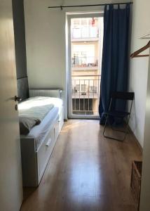 Perfect Family-friendly midtown APT+French balcony