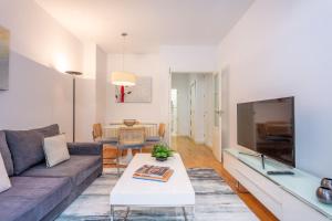 Perfect 4-Person Apartment in the Heart of Madrid Near Plaza Mayor I