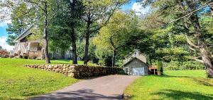 Walnut Hill Cottage - Ubytování bez kategorie ve městě West Jefferson