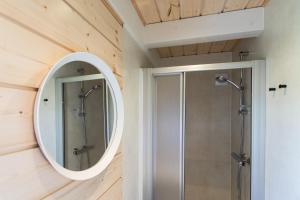 Tiny house met hottub