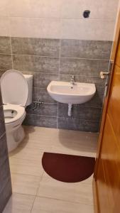 Rooms in shared apartment close to CMN-Airport