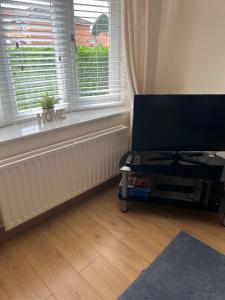 Cosy 3 bed detached house Birmingham