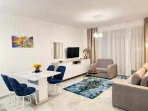 Sole Saranda Terraces Apt