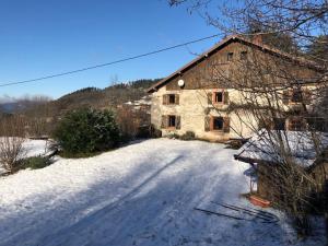 Maisons de vacances LA LOUVE bain nordique : Maison 4 Chambres