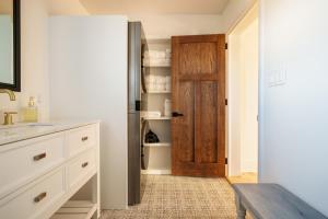 Charming Farmhouse near Bird in Hand