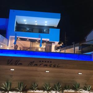 Villa Marassi with Heated Pool, Hot Tub and Sauna 