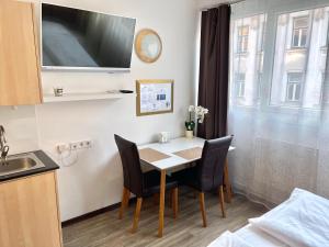 Stylish home near city center