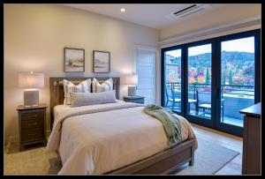 Mahar Homes - Plaza North on First