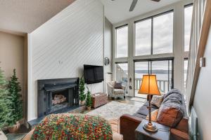 Tennessee River Vacation Rental with Deck and View!