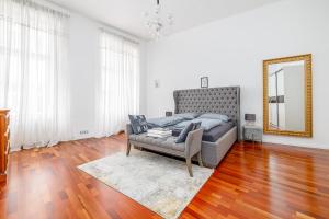 Newly renovated apartment in the Old Town