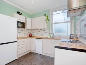 Lovely 2-Bed Apartment Colyton, nr. Jurassic Coast