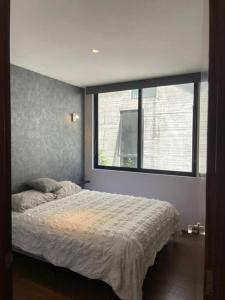 Acogedor con balcón! Depto a 5min Parque Delta