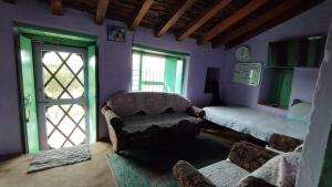 Dwarahat Village Farmstay- Babajis Cave