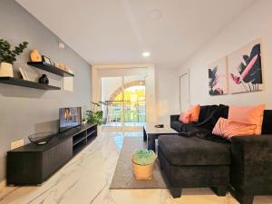 1BD Beach Apartment - 3hvězdičkové hotely ve městě Pafos