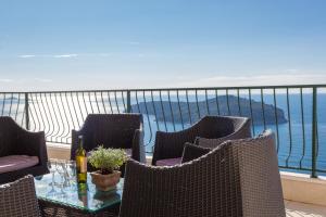 Luxury Apartments Con Vista