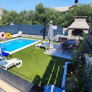 Apartman M&S s bazenom Split - Podstrana