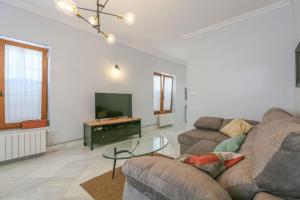 RiverWalk Suites - Puente Triana